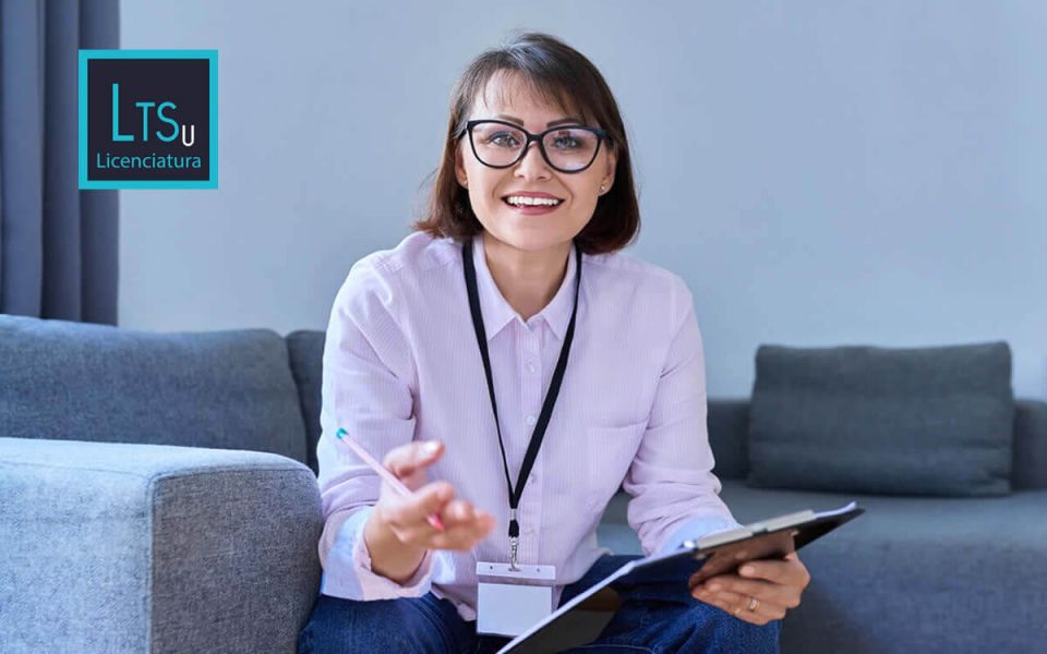 Licenciatura en Trabajo Social – Título UNAM