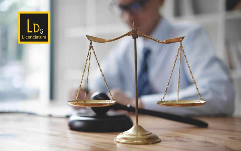 Licenciatura en Derecho
