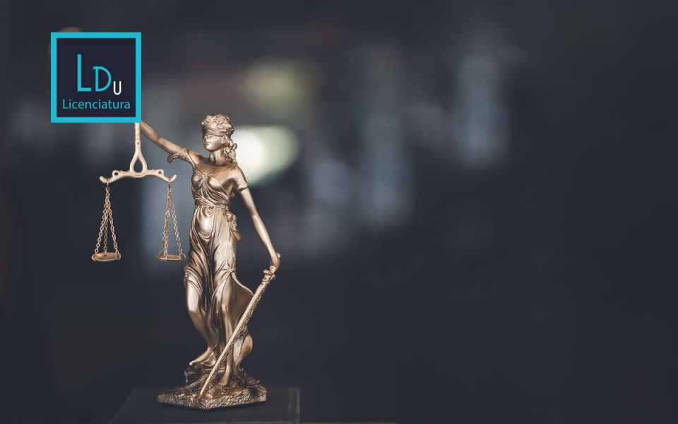 Licenciatura en Derecho – Título UNAM